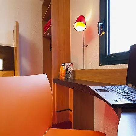 Premiere Classe Dunkerque Apartment *